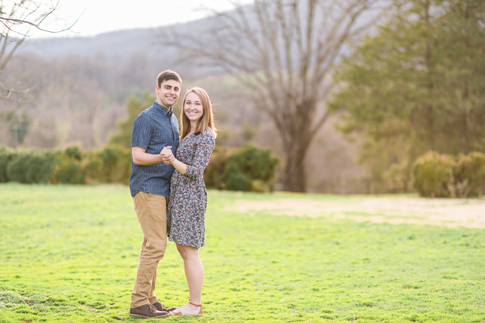 Engagement Photoshoot in Charlottesville, VA - Hunter and Sarah Photography