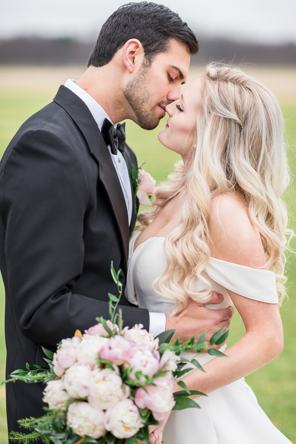 How to Hire the Right Wedding Photographer - Hunter and Sarah Photography