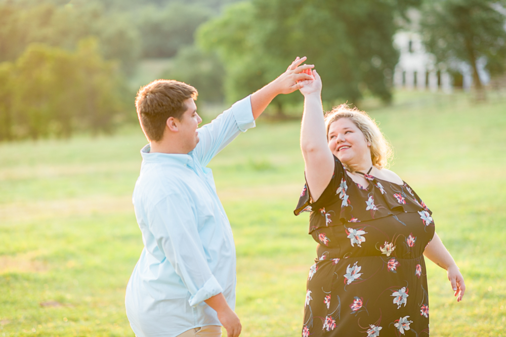 Engagement Photographers in Charlottesville, VA - Hunter and Sarah Photography