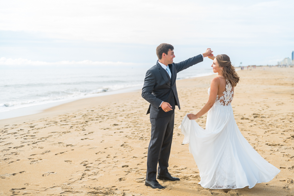 Virginia Beach Oceanfront Wedding - Hunter and Sarah Photography