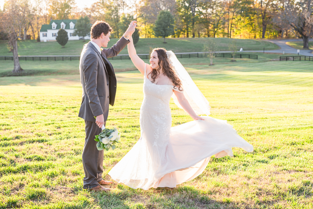 Fall Wedding at the Lodge at Mount Ida - Hunter and Sarah Photography