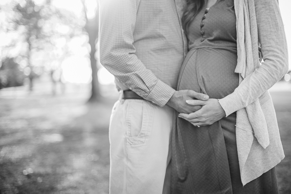 Charlottesville Maternity Photographer - Hunter and Sarah Photography