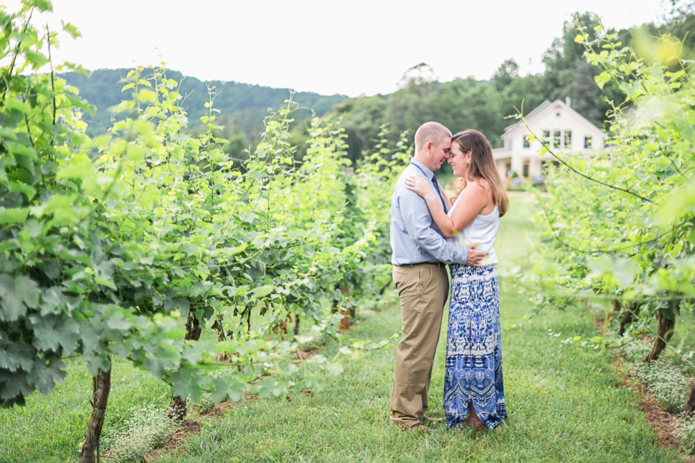 Sunset Engagement Session at Pippin Hill Farm and Vineyards - Hunter and Sarah Photography