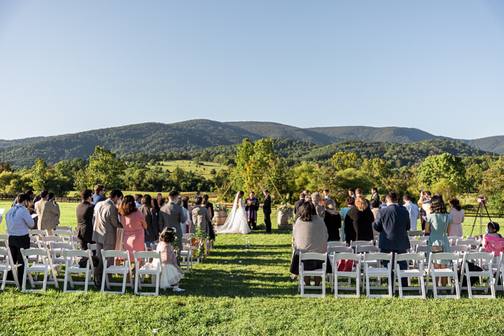 Charming September Wedding at King Family Vineyards - Hunter and Sarah Photography 1