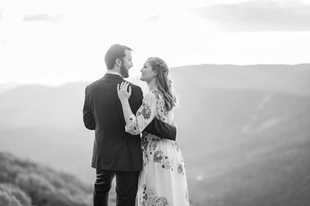 Breathtaking Engagement Session at Raven's Roost Overlook - Hunter and Sarah Photography