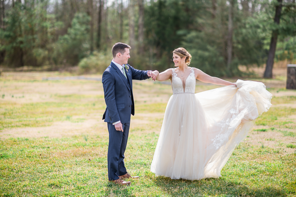 Intimate Wedding at Alturia Farm in Manquin, VA - Hunter and Sarah Photography