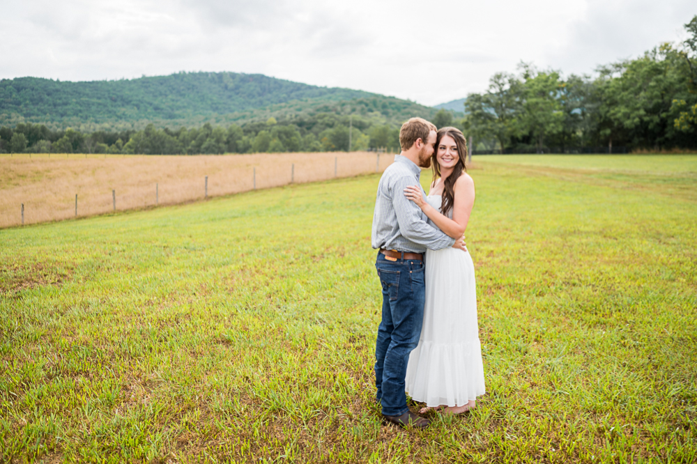 Giggly Country Engagement Session in Free Union - Hunter and Sarah Photography