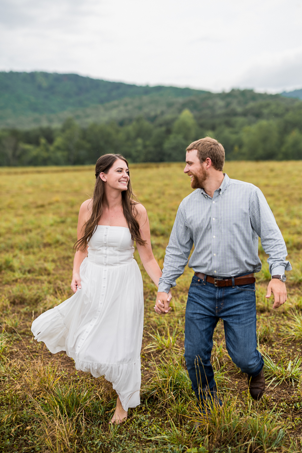 Giggly Country Engagement Session in Free Union - Hunter and Sarah Photography