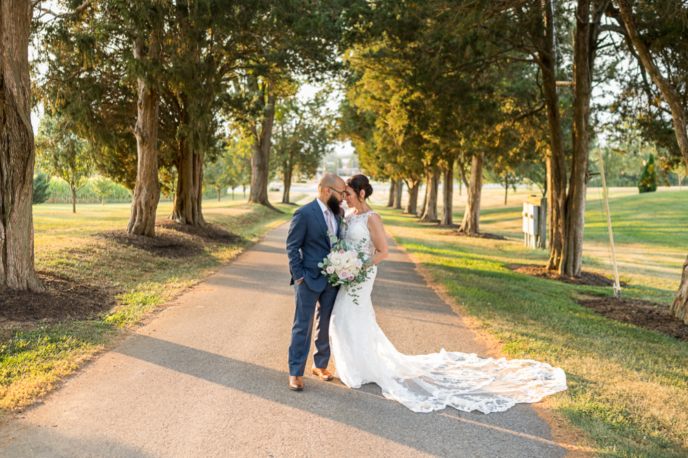 Sassy Hispanic Wedding at Walker's Overlook, Maryland - Hunter and Sarah Photography