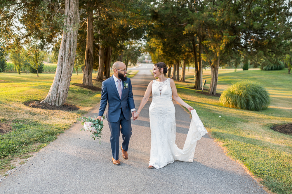 Sassy Hispanic Wedding at Walker's Overlook, Maryland - Hunter and Sarah Photography