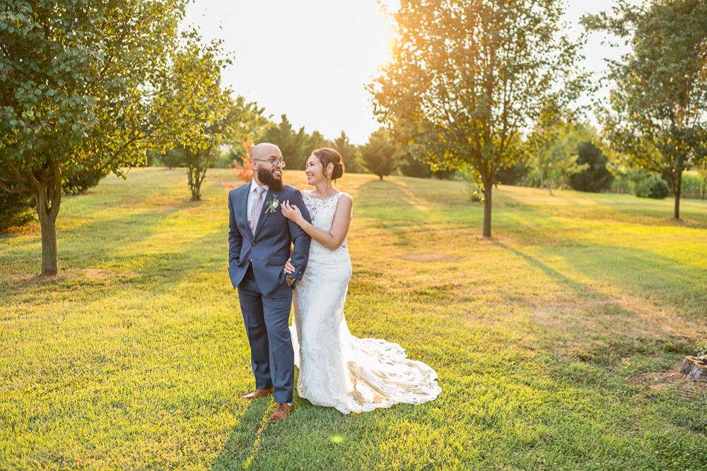 Sassy Hispanic Wedding at Walker's Overlook, Maryland - Hunter and Sarah Photography