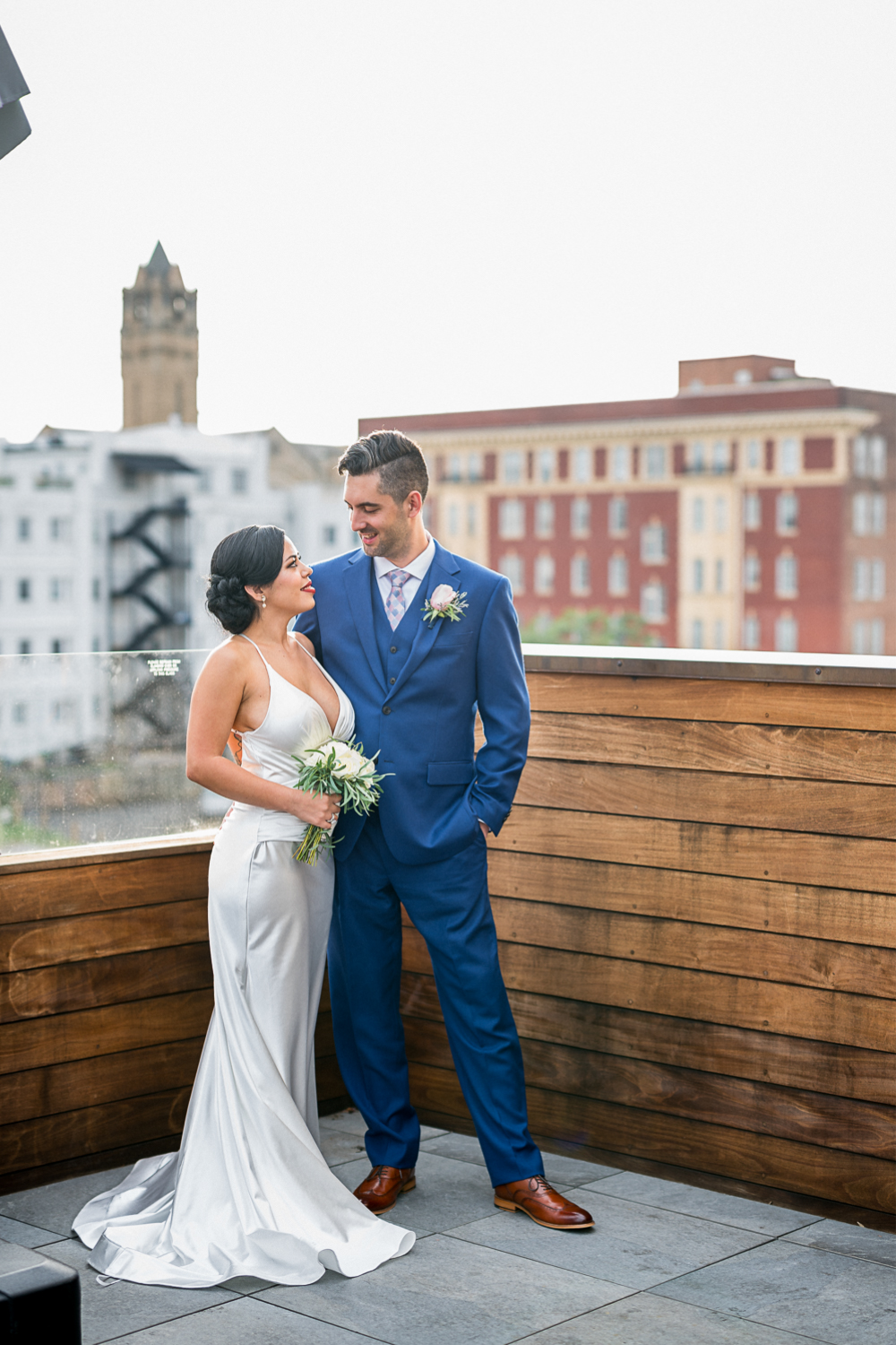 Sultry, Stylish Wedding at The Virginian Hotel in Lynchburg, VA - Hunter and Sarah Photography