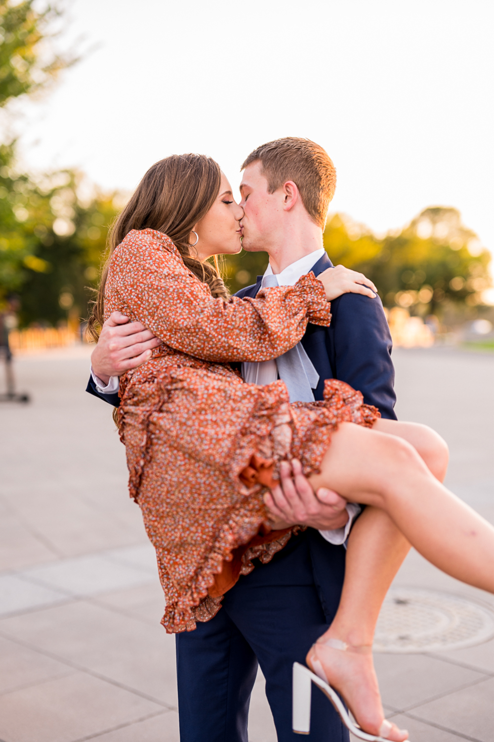 Golden, Giggly Engagement Session on the National Mall in DC - Hunter and Sarah Photography