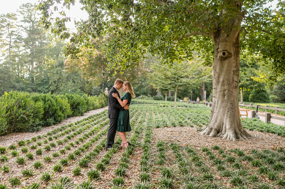 Sun-Kissed Engagement Session at the College of William & Mary - Hunter and Sarah Photography