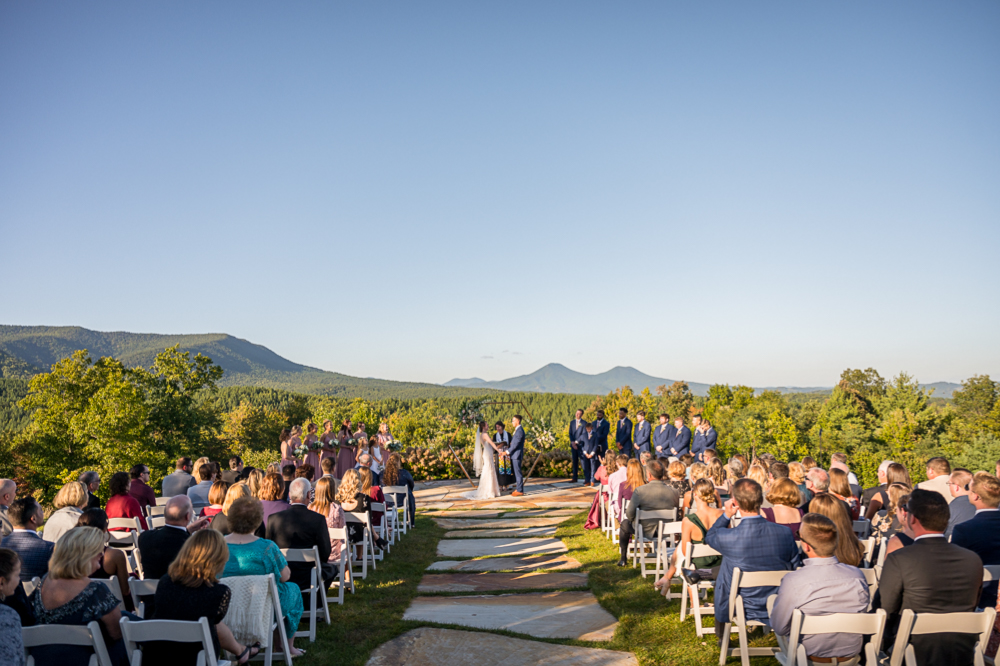 Destined Summer Wedding at The Seclusion In Lexington - Hunter and Sarah Photography