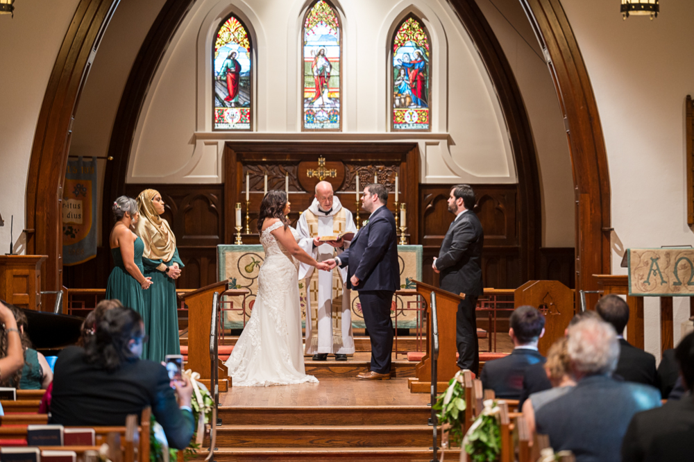 Authentic Wintery Wedding at Meriwether Springs Vineyard - Hunter and Sarah Photography