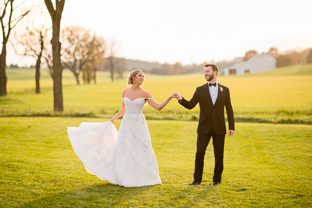 Tearful Wedding at The Granary at Valley Pike - Hunter and Sarah Photography