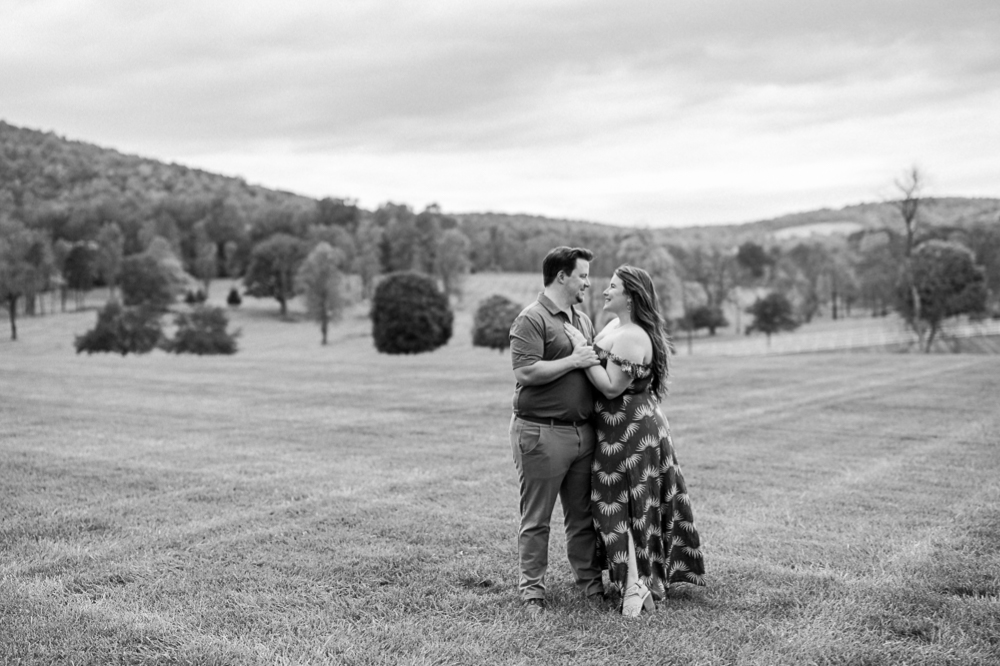 Windswept Engagement Session at Castle Hill Cider - Hunter and Sarah Photography