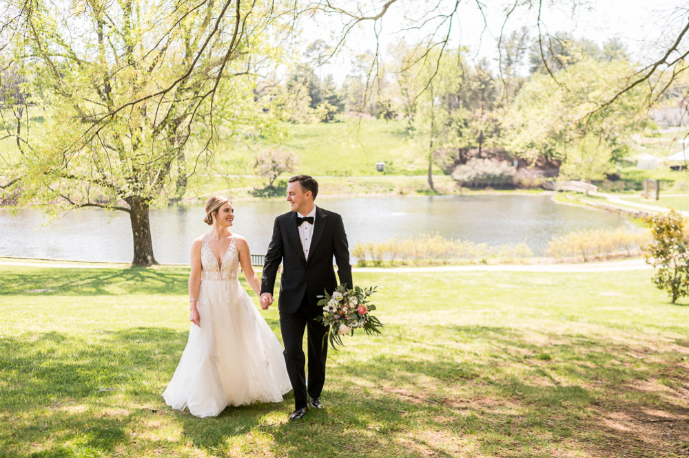 Joyful and Tearful Classic Charlottesville Spring Wedding - Hunter and Sarah Photography