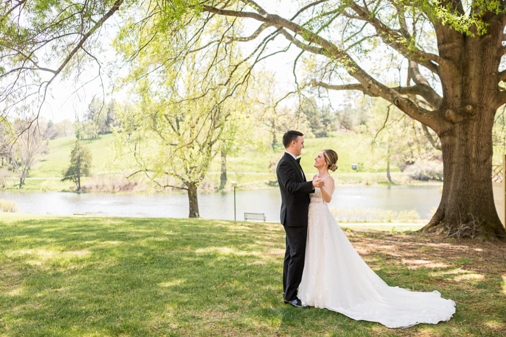 Joyful and Tearful Classic Charlottesville Spring Wedding - Hunter and Sarah Photography