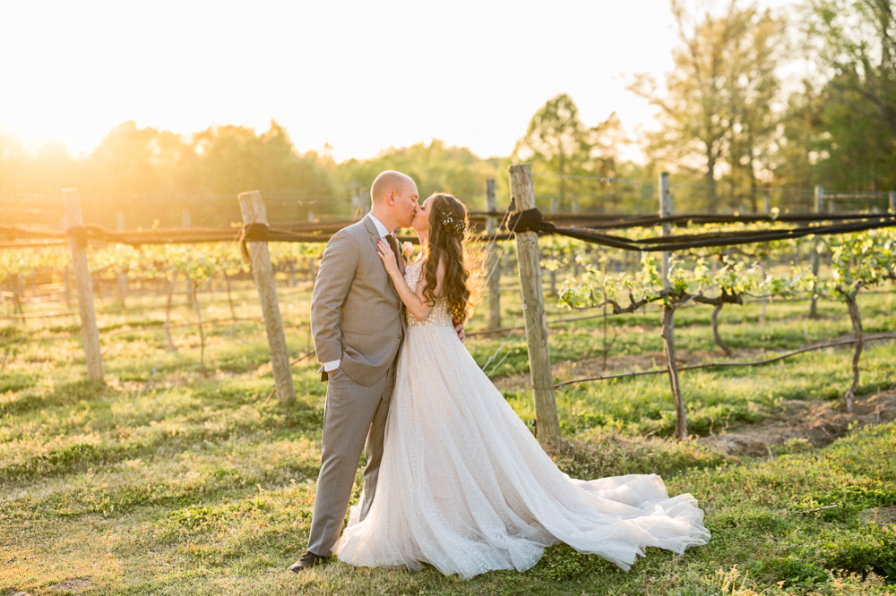 Laidback Spring Wedding at Ashton Creek Vineyard in Richmond - Hunter and Sarah Photography