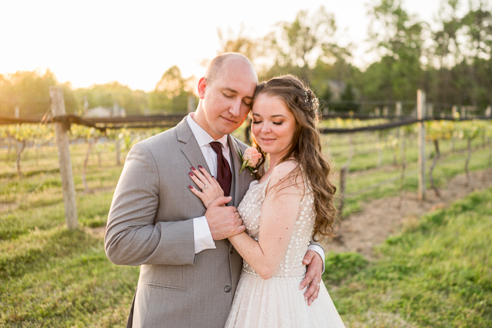 Laidback Spring Wedding at Ashton Creek Vineyard in Richmond - Hunter and Sarah Photography