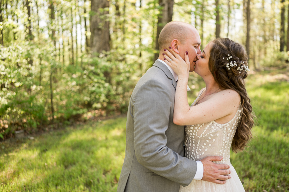 Laidback Spring Wedding at Ashton Creek Vineyard in Richmond - Hunter and Sarah Photography