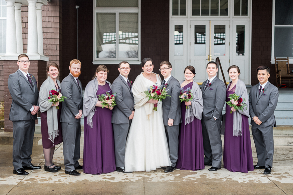 How to Photography a Rainy Wedding Day - Hunter and Sarah Photography