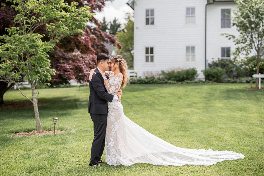 Intentional Spring Wedding with Traditional Vietnamese Tea Ceremony - Hunter and Sarah Photography