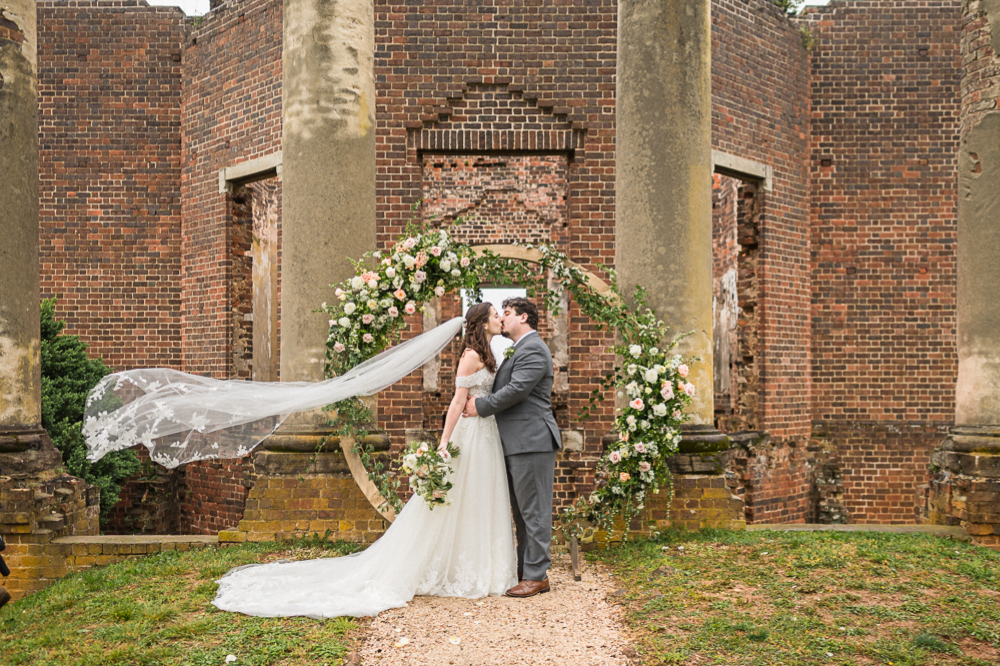 Stunning, Rainy Day Wedding at Barboursville Vineyards Ruins - Hunter and Sarah Photography