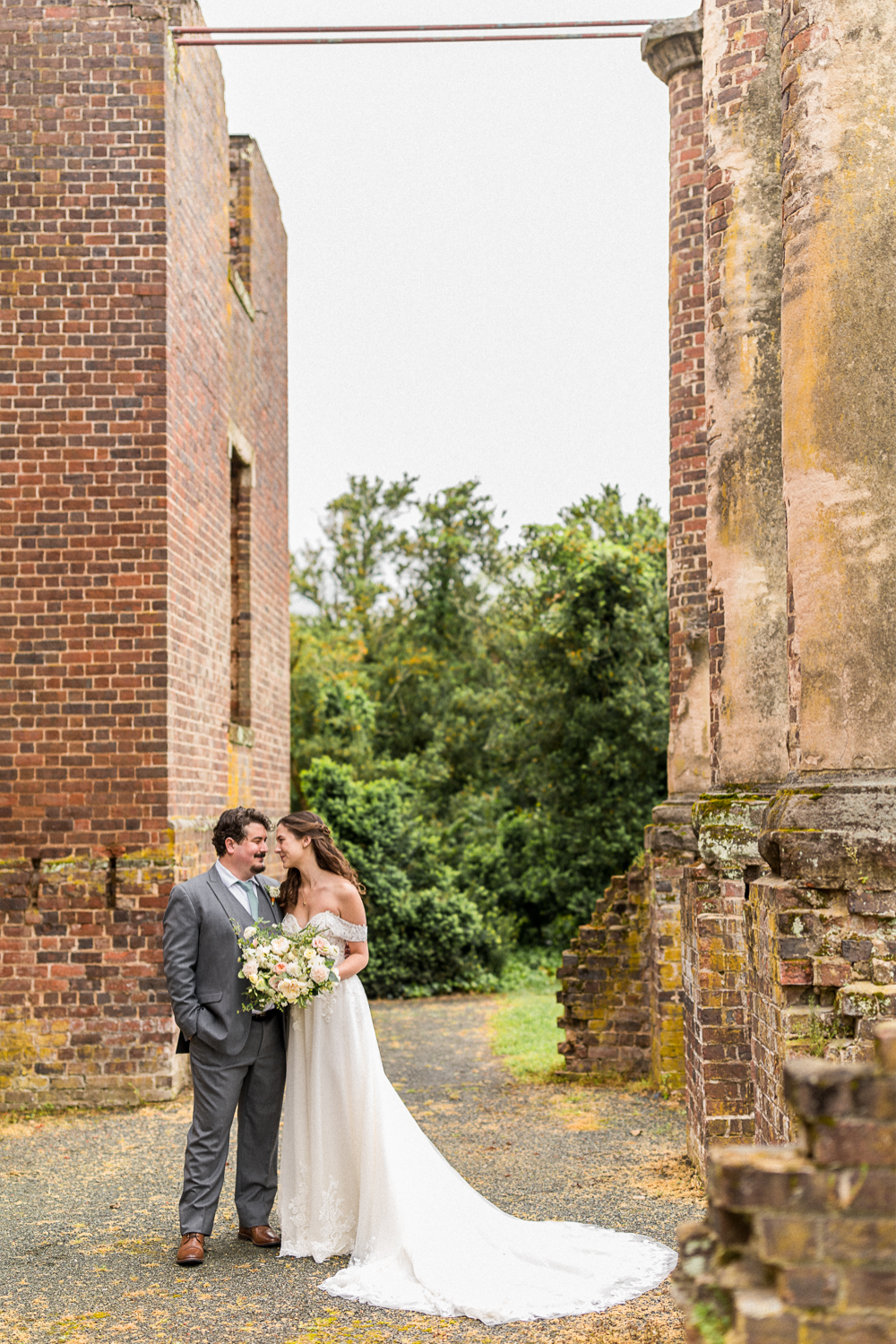 Stunning, Rainy Day Wedding at Barboursville Vineyards Ruins - Hunter and Sarah Photography