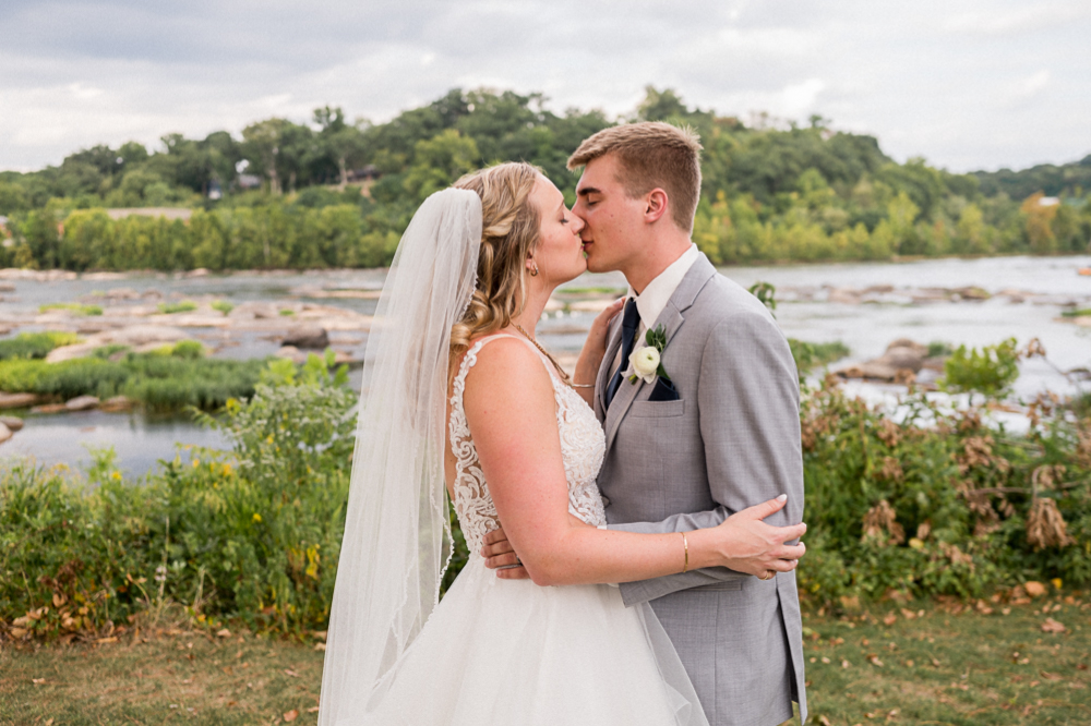 Tearful WM Tribe Wedding at Willow Oaks Country Club - Hunter and Sarah Photography