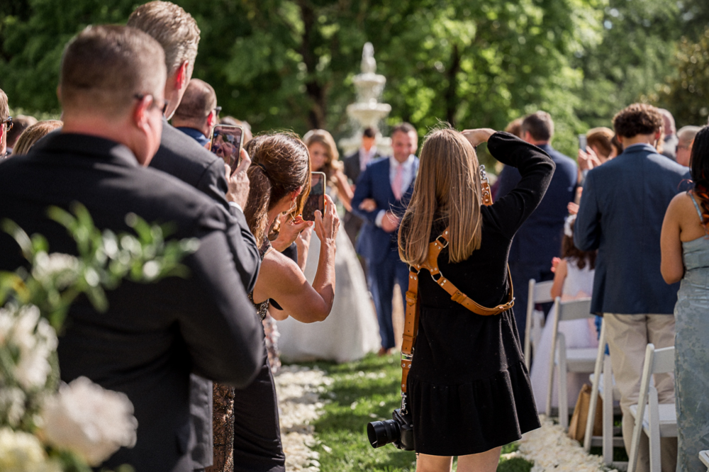 How to Deal with Paparazzi Guests on a Wedding Day - Hunter and Sarah Photography