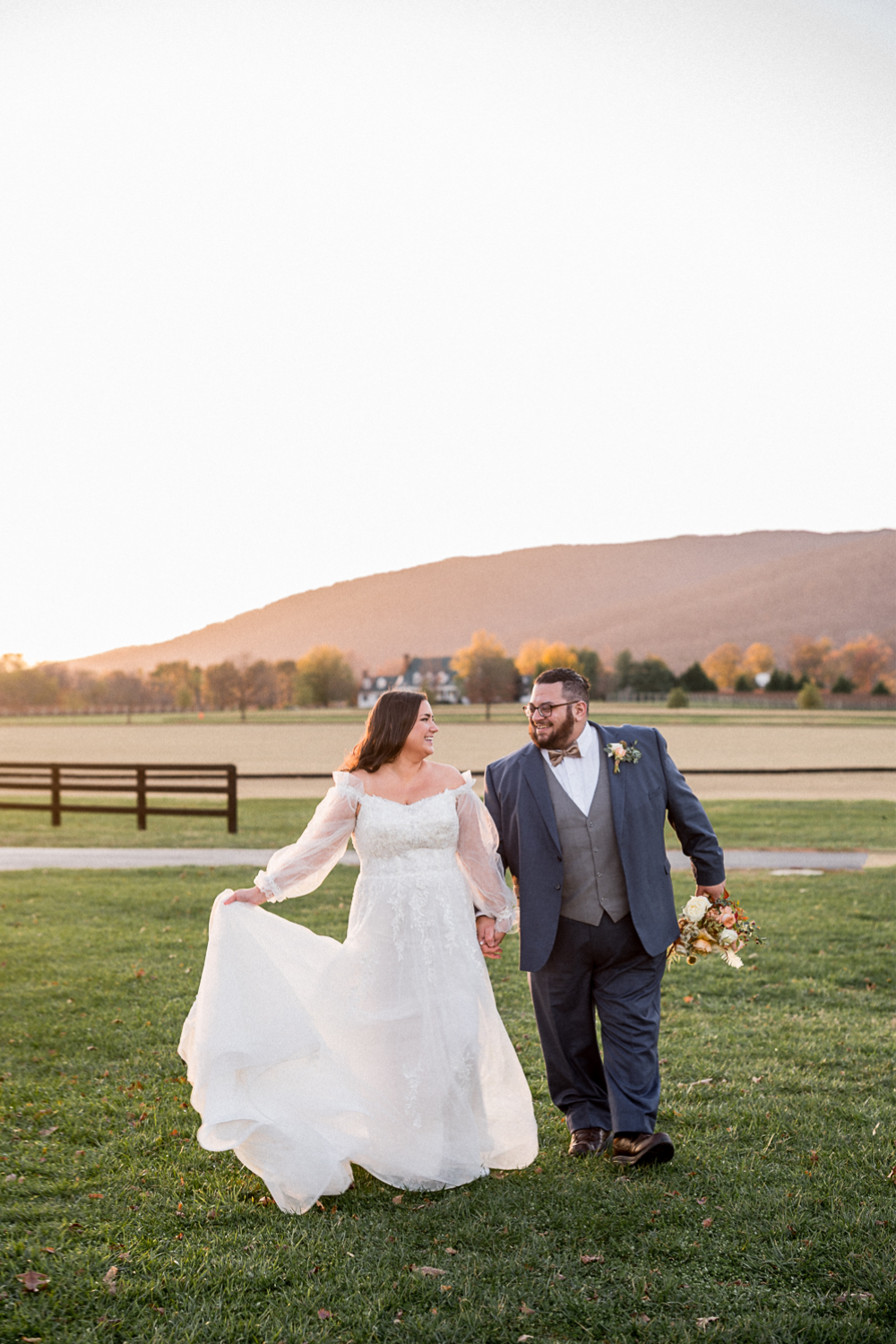 Fall Wedding at King Family Vineyards - Hunter and Sarah Photography