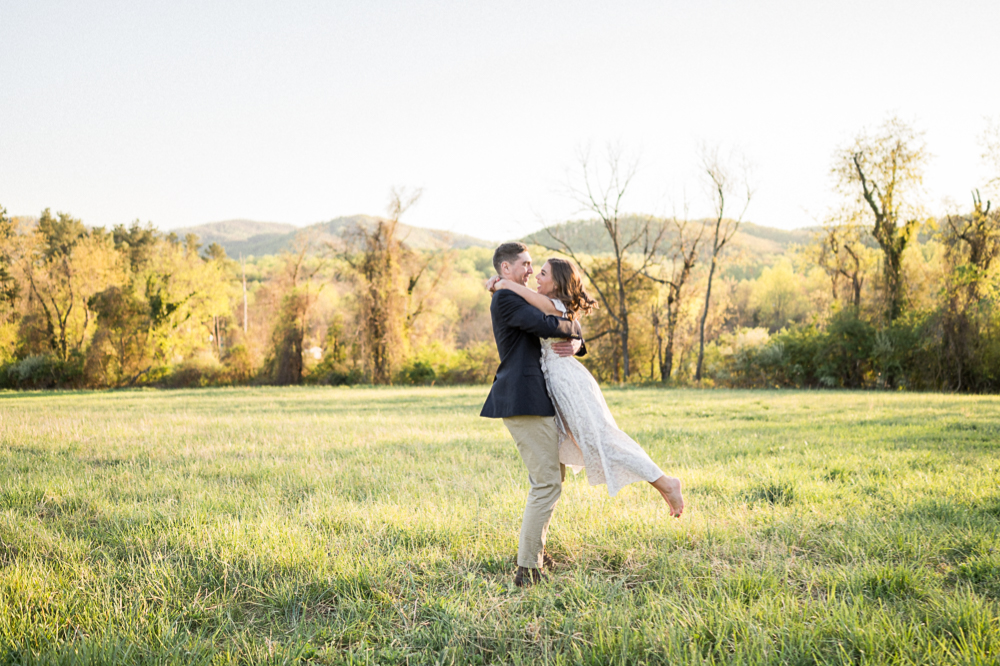 Why You Should Share Full Image Galleries with Everyone - Hunter and Sarah Photograph