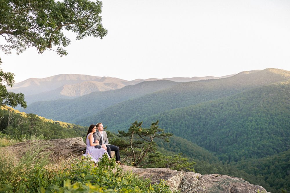 10 Best Engagement Session Locations in Charlottesville, VA - Hunter and Sarah Photography