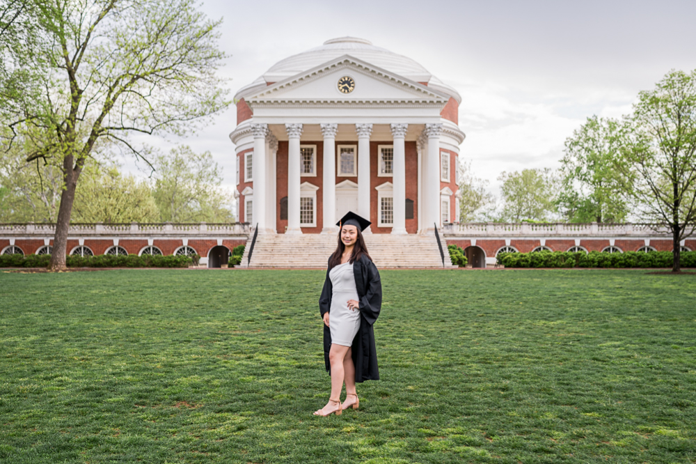 Why UVA Grad Sessions are the best - Hunter and Sarah Photography