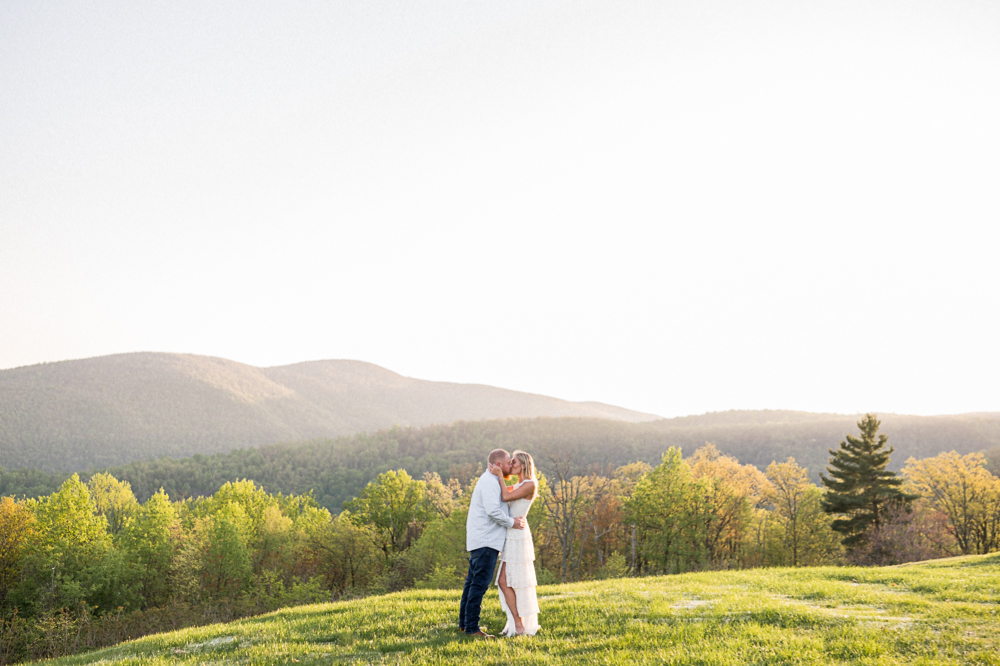 Spring Private Farm Engagement Session - Hunter and Sarah Photography